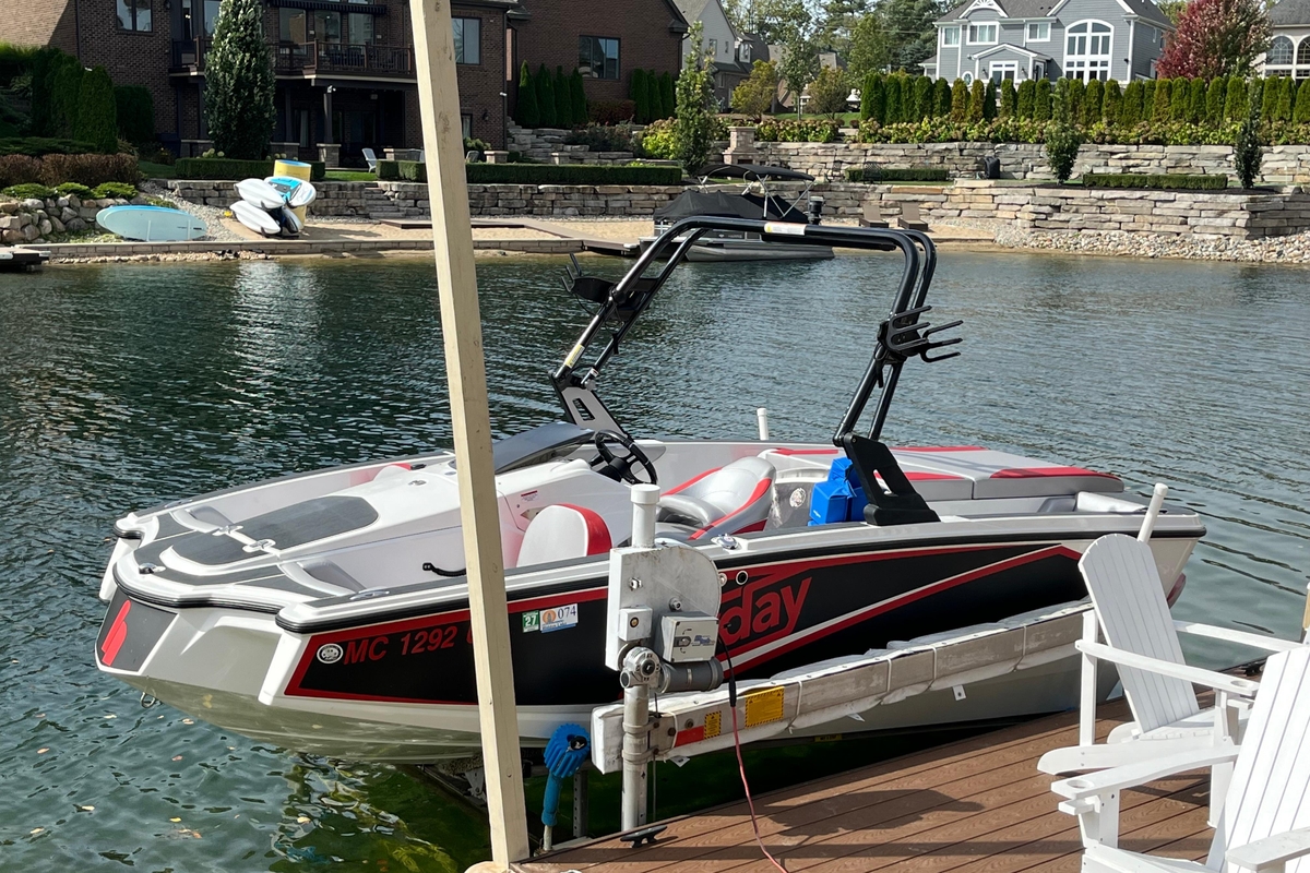 2017 Heyday WT1 - Sold Boat
