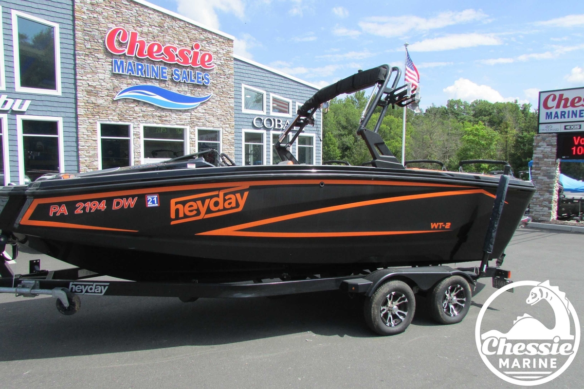 2017 Heyday WT2 - Sold Boat