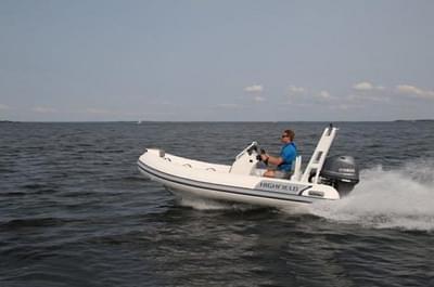 BOATZON | Highfield 390 DL 2022