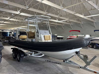 BOATZON | Highfield Sport 660 2026