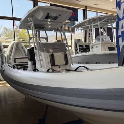 BOATZON | Highfield Sport 700 2025