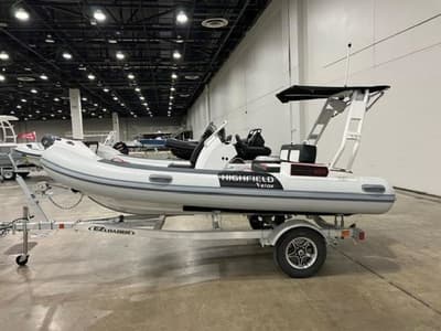 BOATZON | Highfield Velox 420 2025