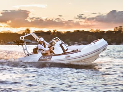 BOATZON | Highfield Velox 420 2025