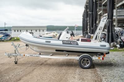 BOATZON | Highfield Velox 420 2025