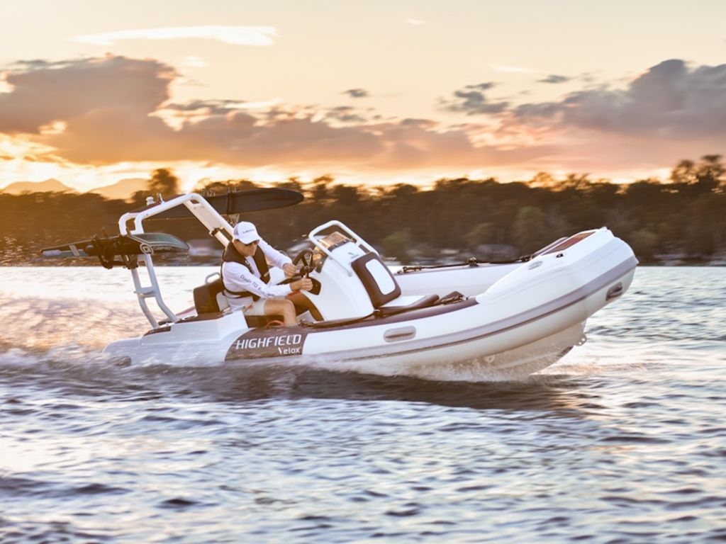 2025 Highfield Velox 420 - Sold Boat