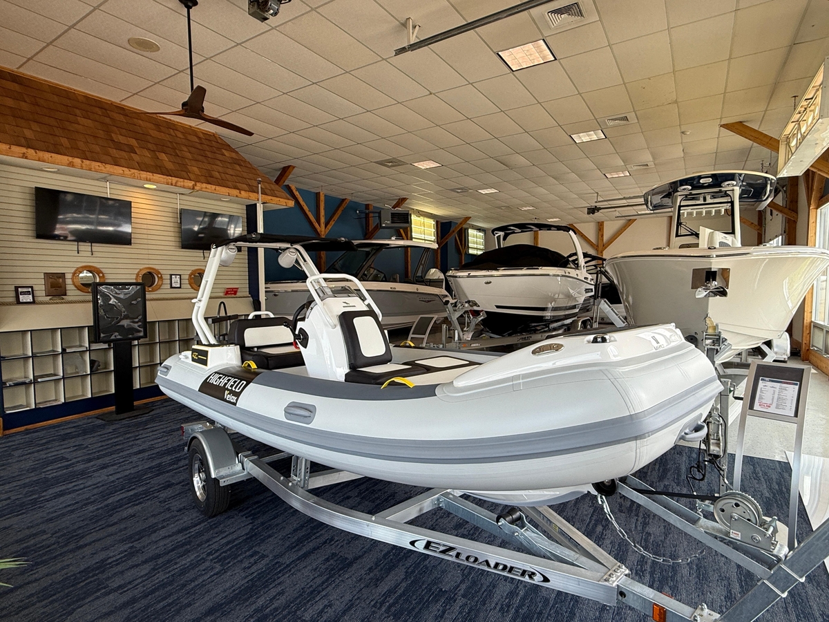 2025 Highfield Velox 420 - Sold Boat