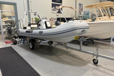 BOATZON | Highfield Velox 420 2026