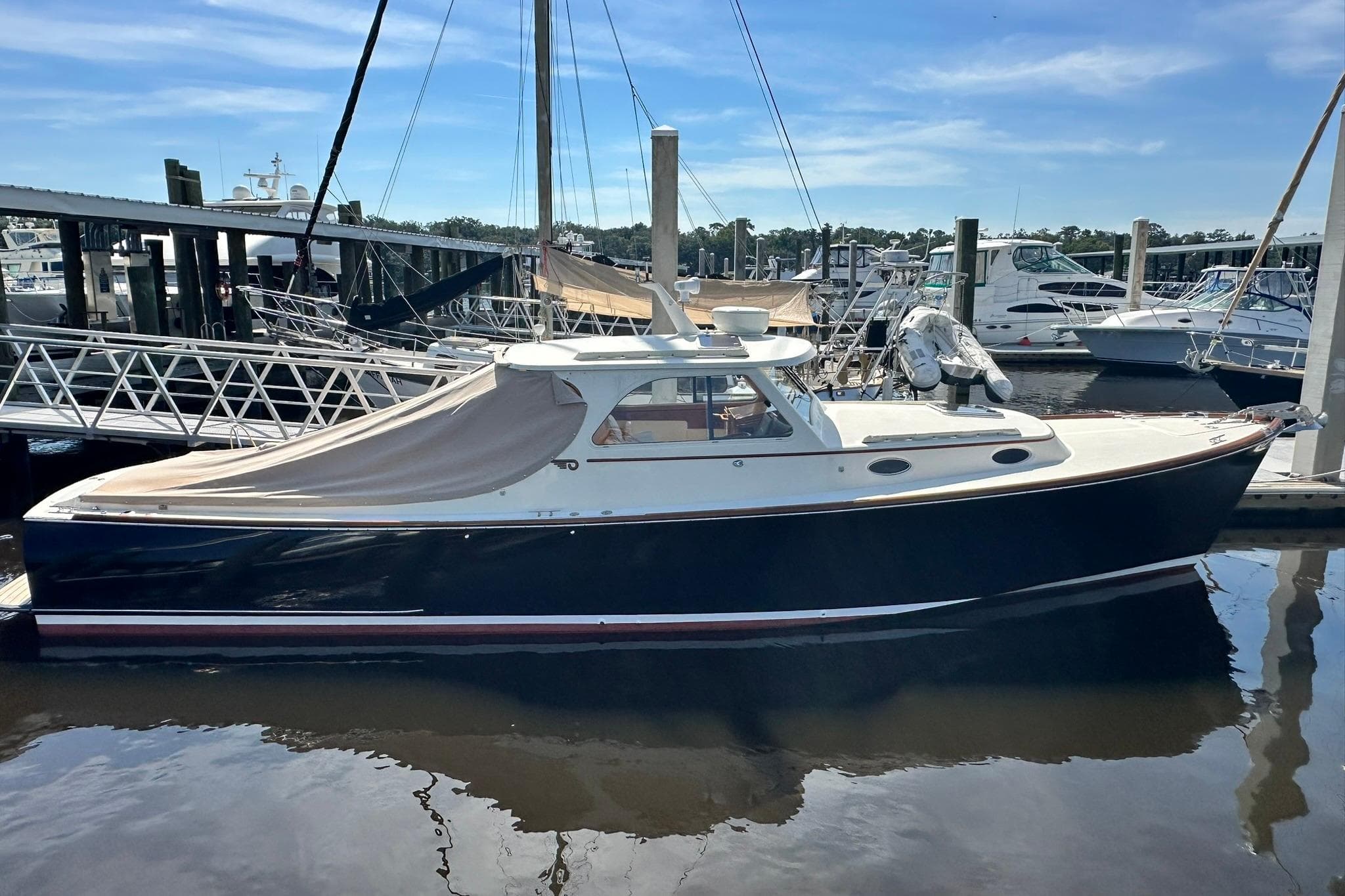 Hinckley Picnic Boat 36 2000