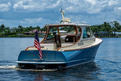 BOATZON | Hinckley Talaria 34 2016