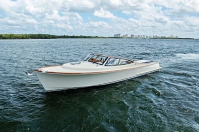 BOATZON | Hinckley Talaria 38R 2008
