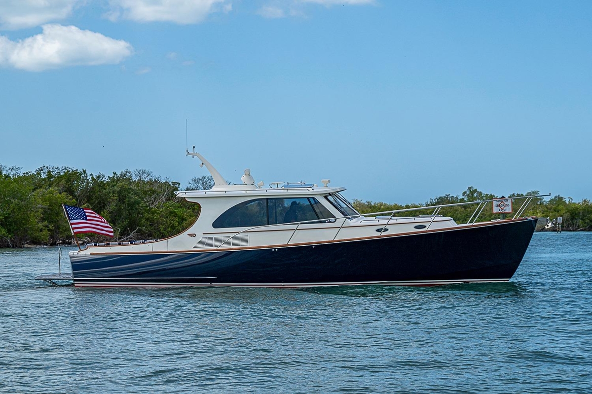 2021 Hinckley Talaria 43 - Sold Boat