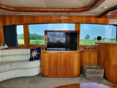 BOATZON | Horizon 74 Motor Yacht 1999
