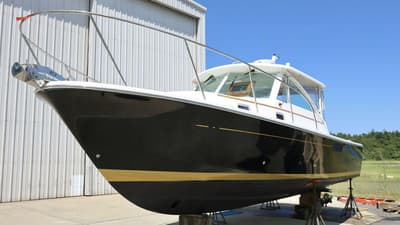 BOATZON | Hunt Yachts Surfhunter 29 Hardtop Express 2008