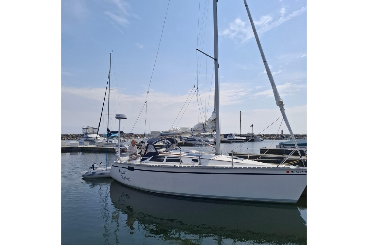 1989 Hunter 30 - Sold Boat