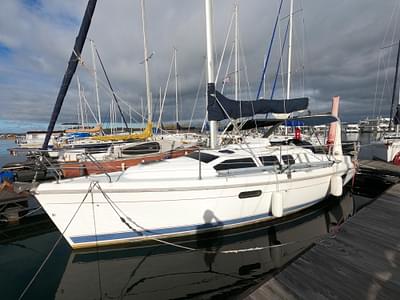 BOATZON | Hunter 310 1998 BOATZON | Hunter 310 1998