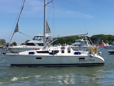 BOATZON | Hunter 320 2001 BOATZON | Hunter 320 2001