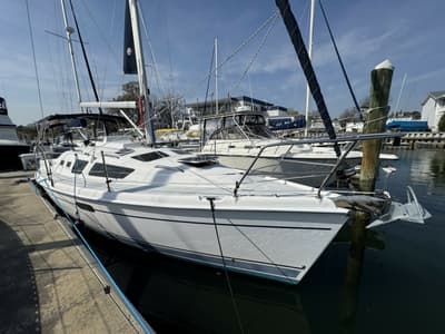 BOATZON | Hunter 326 2002
