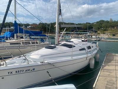 BOATZON | Hunter 33 2008 BOATZON | Hunter 33 2008