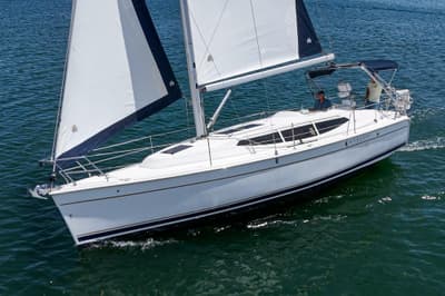 BOATZON | Hunter 33 2015