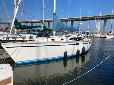 BOATZON | Hunter 335 1992
