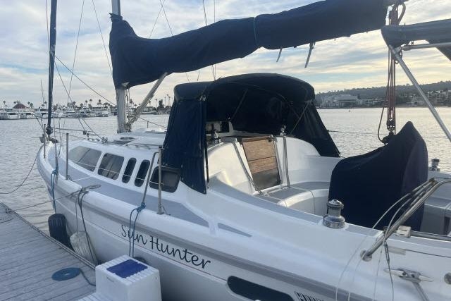 1995 Hunter 336 - Sold Boat