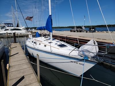 BOATZON | Hunter 34 1984 BOATZON | Hunter 34 1984