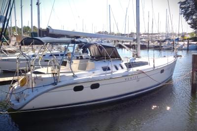 BOATZON | Hunter 380 2001 BOATZON | Hunter 380 2001
