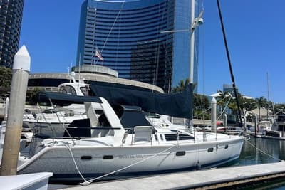 BOATZON | Hunter 430 1997