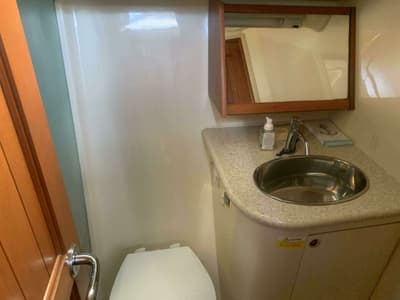 BOATZON | Hunter 45DS 2011 BOATZON | Hunter 45DS 2011