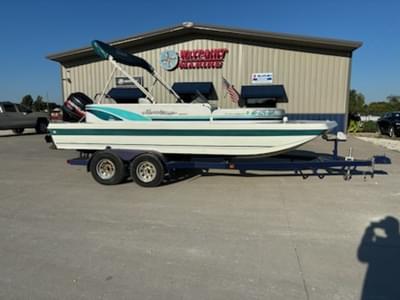 BOATZON | Hurricane 198R Fish and Cruise 1999 BOATZON | Hurricane 198R Fish and Cruise 1999