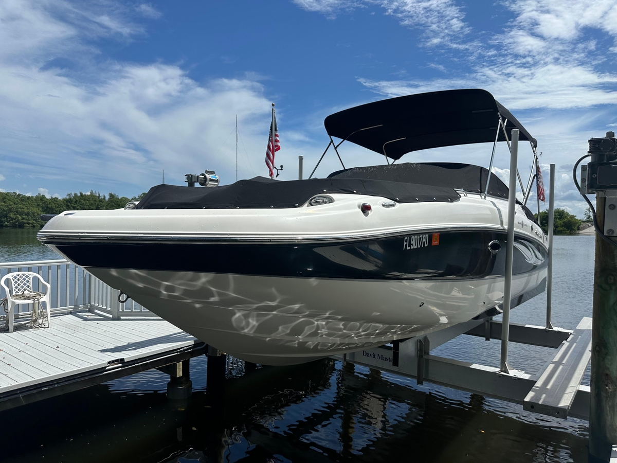 2011 Hurricane 2400 SunDeck OB - Sold Boat