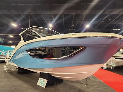 BOATZON | Hurricane 3200 2025
