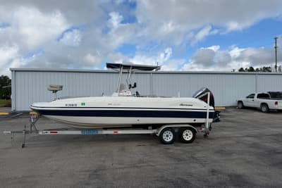 BOATZON | Hurricane Center Console 231 OB 2016