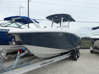 BOATZON | Hurricane Center Console 24 OB 2025