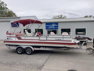 BOATZON | Hurricane Fun Deck 226 1991