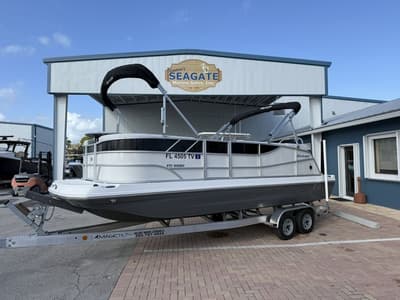 BOATZON | Hurricane FunDeck 2260 RE OB 2024