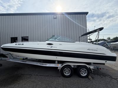 BOATZON | Hurricane SD 237 OB 2011