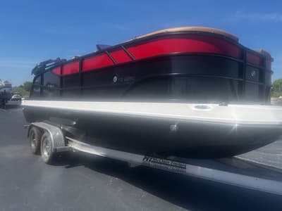 BOATZON | Hurricane Sun Deck 2024