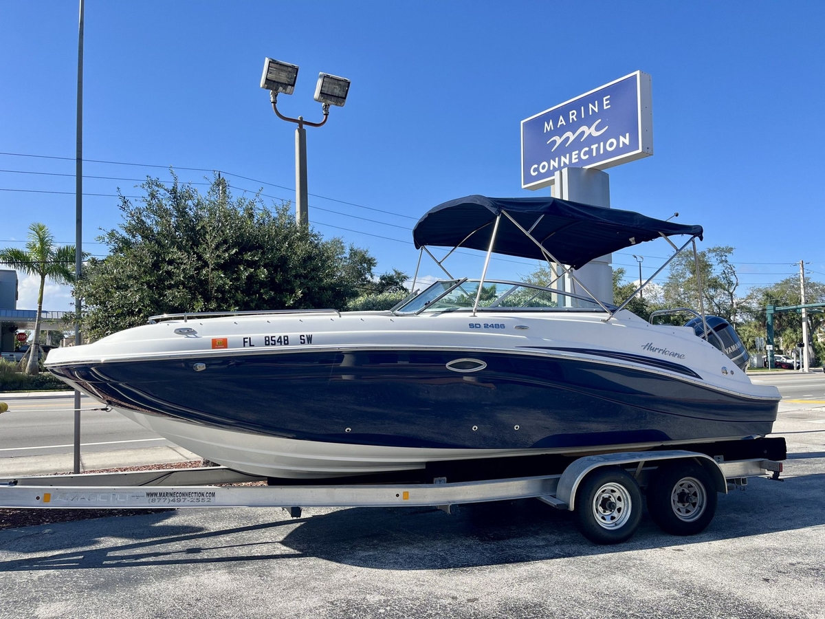 2021 Hurricane SUN DECK 2486 - Sold Boat