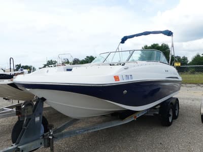 BOATZON | Hurricane SunDeck 187 2021