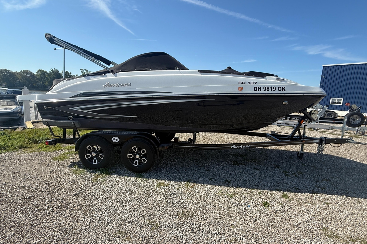2022 Hurricane SunDeck 187 IO - Sold Boat