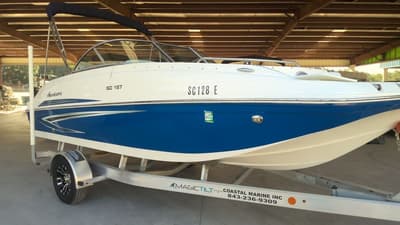 BOATZON | Hurricane SunDeck 187 OB 2023