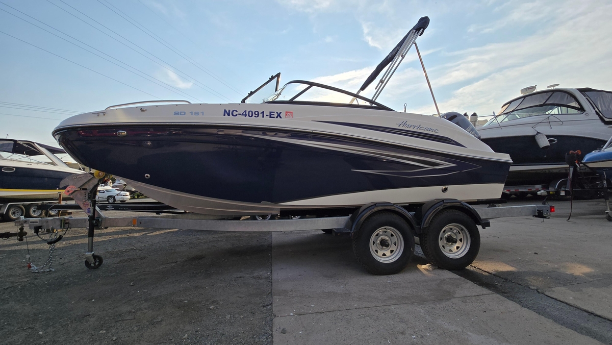 Hurricane SunDeck 191 OB 2022