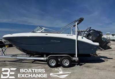 BOATZON | Hurricane SunDeck 2050 OB 2026