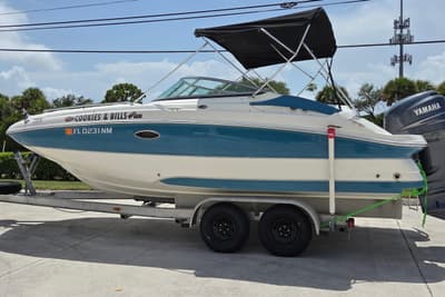 BOATZON | Hurricane SunDeck 2200 OB 2008
