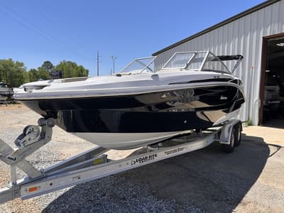 BOATZON | Hurricane SunDeck 235 OB 2023 BOATZON | Hurricane SunDeck 235 OB 2023