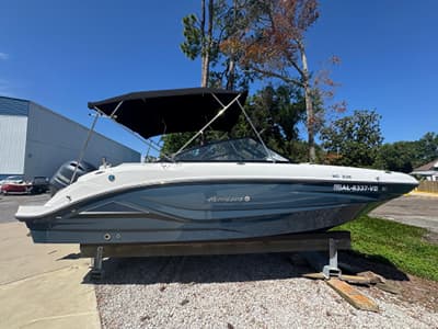 BOATZON | Hurricane SunDeck 235 OB 2023 BOATZON | Hurricane SunDeck 235 OB 2023