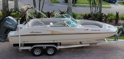 BOATZON | Hurricane SunDeck 237 OB 2003