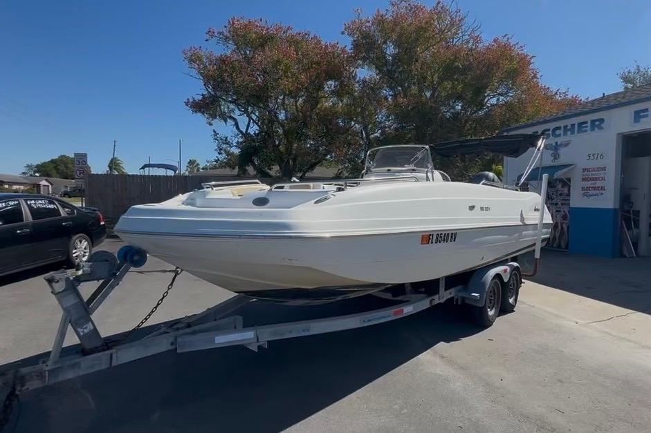 2019 Hurricane SunDeck 237 OB - Sold Boat