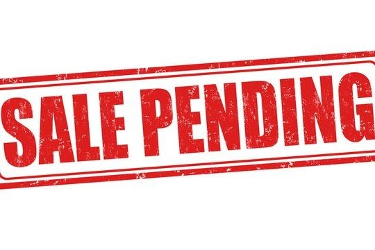 2013 Hurricane SunDeck 2400 IO - Sold Boat